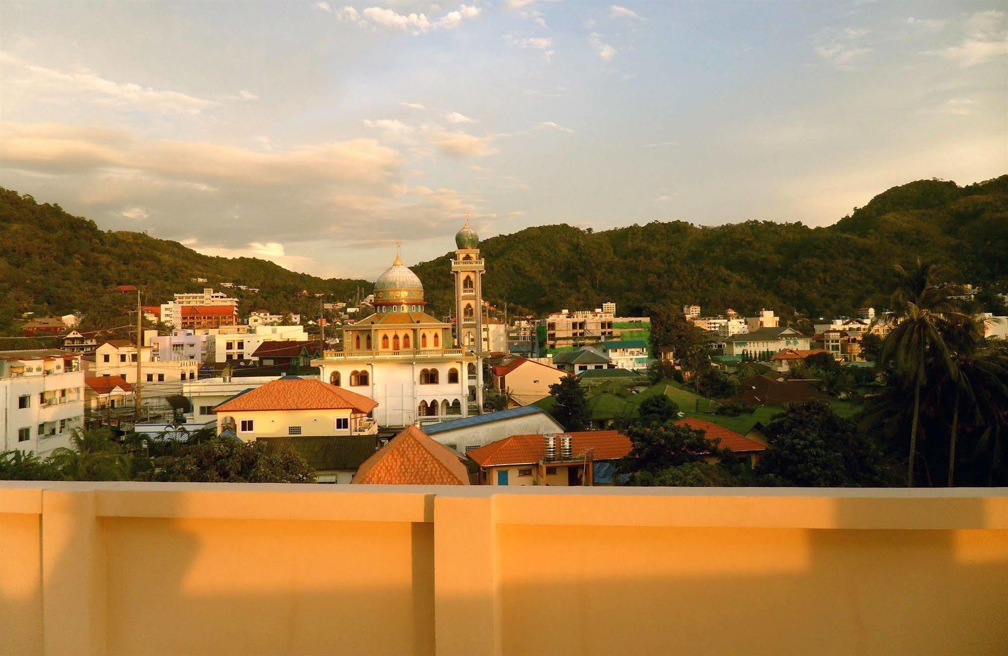 G&B Guesthouse Patong Eksteriør bilde