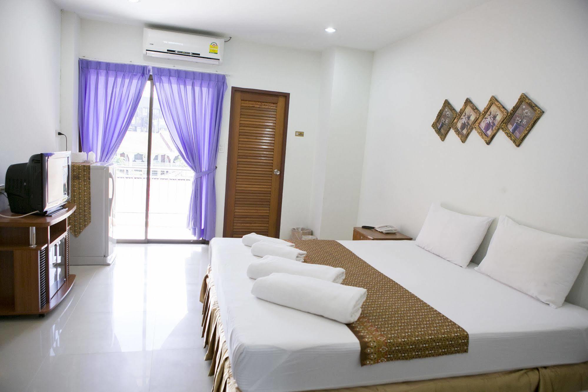 G&B Guesthouse Patong Eksteriør bilde