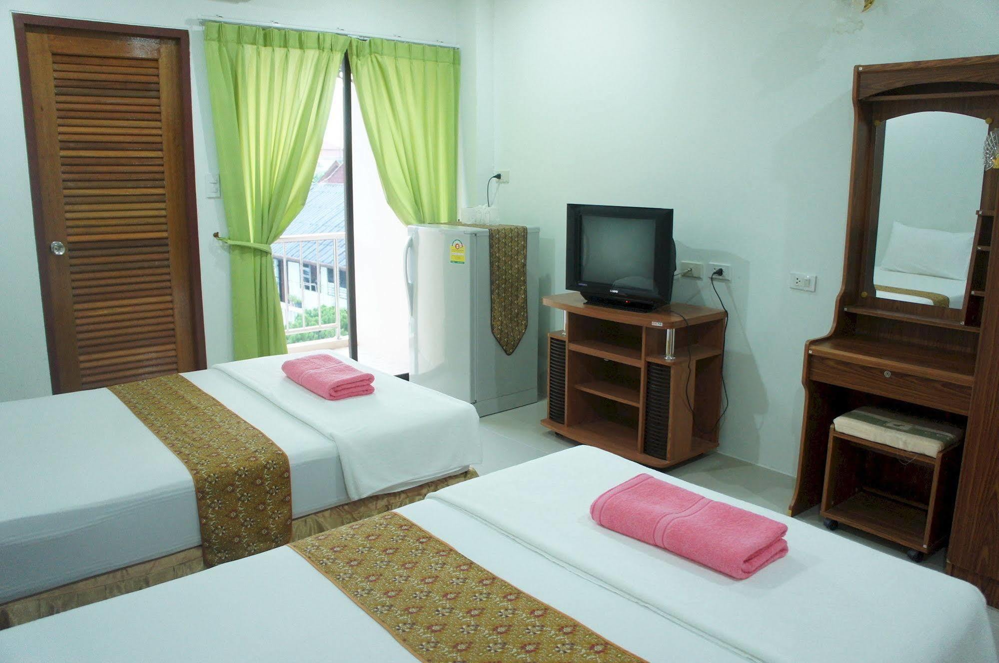 G&B Guesthouse Patong Eksteriør bilde